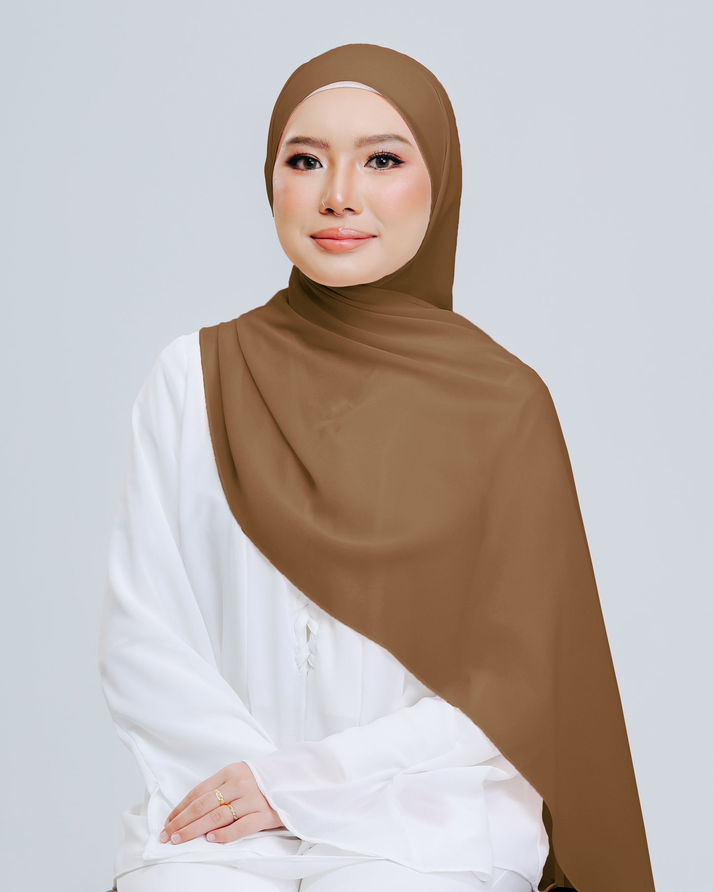 Lubna Shawl