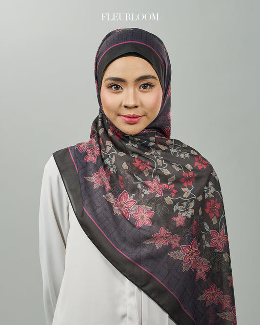 PUSPA DINDA SH