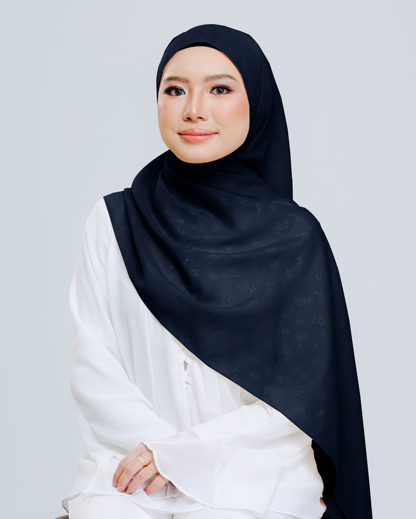 Empressa Shawl