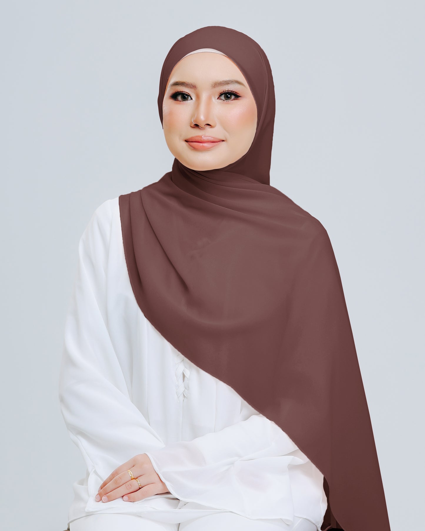 Lubna Shawl